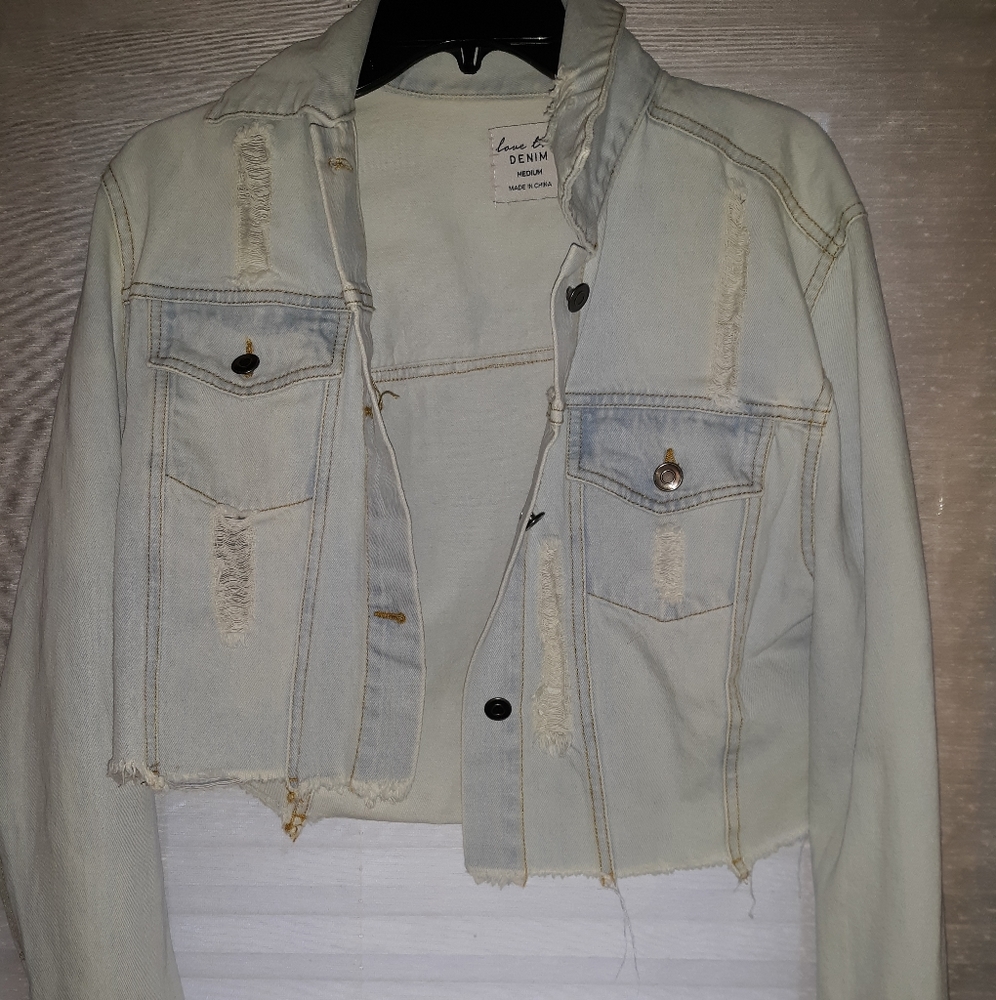 Cropped denim jacket